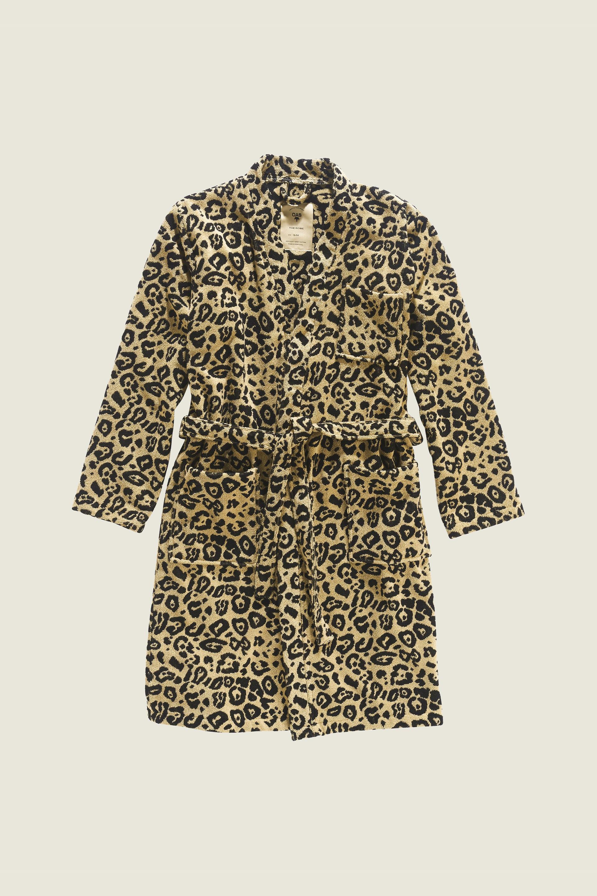 Leo Robe