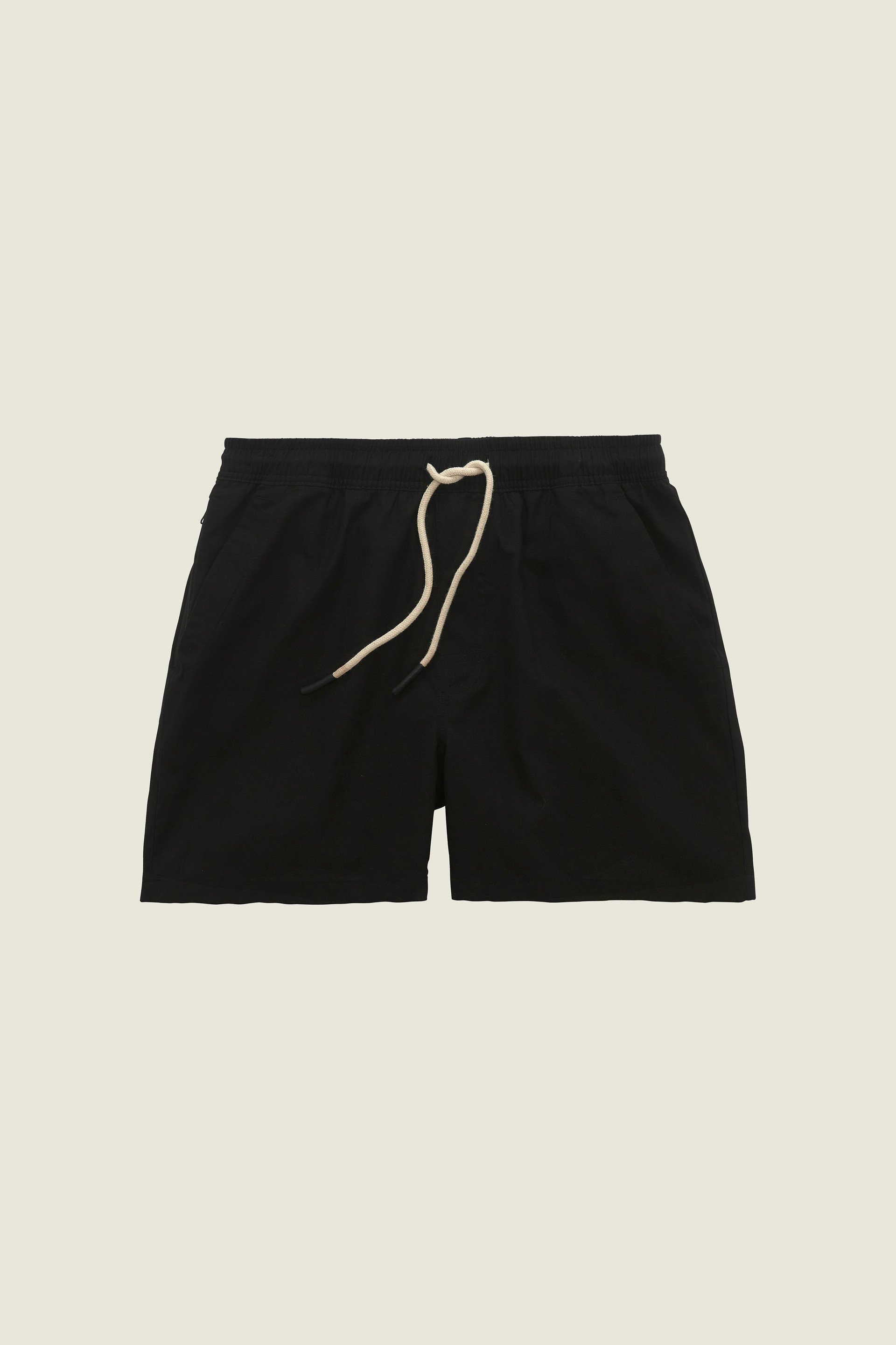 Black Linne-Shorts